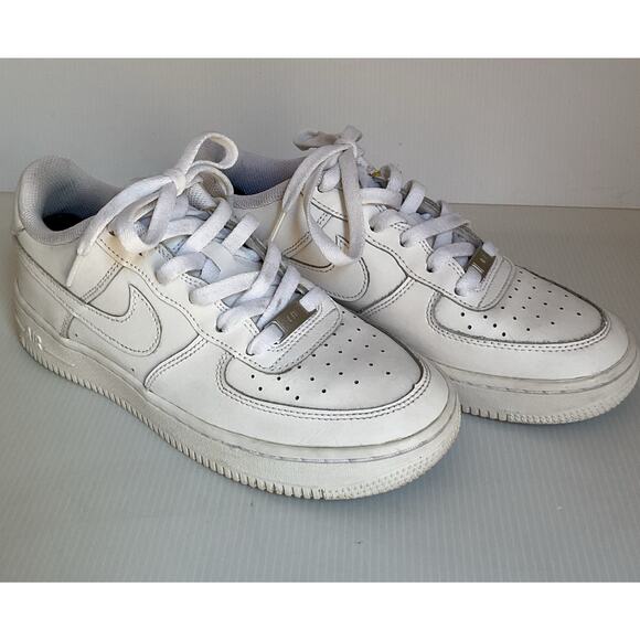 Nike Air Force 1 Sneakers Youth 5.5Y Women's 7  Low White Casual - Picture 3 of 9